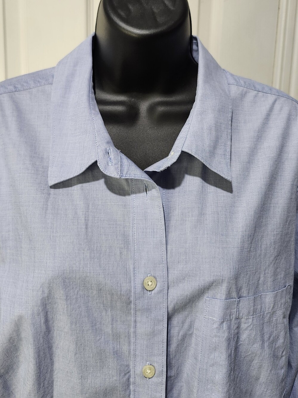 Duluth Trading Co Women's Light Blue Button Down Size 1X - Picture 2 of 9